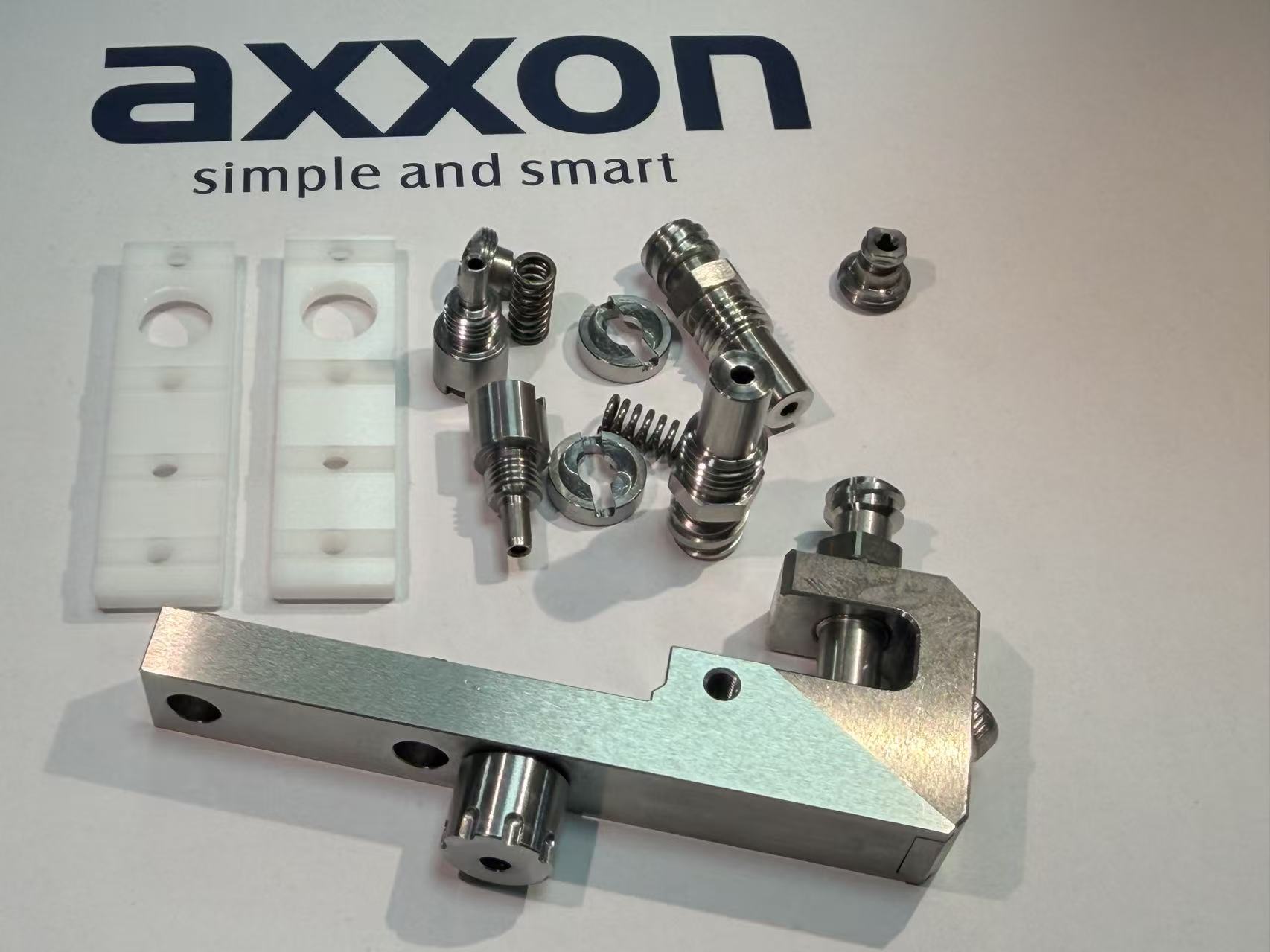 Axxon Piezo भल्भ